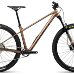 Orbea LAUFEY H30 Metallic Kaneel (Mat) - Zwart (Glans)