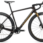 Orbea TERRA M21eTEAM 1X Cosmic Carbon View - Metallic Olijfgroen (Glans)